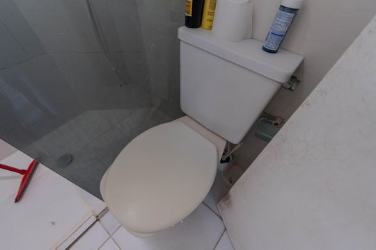 Banheiro de apartamento à venda com 1 quarto, 32m² em Bela Vista, São Paulo