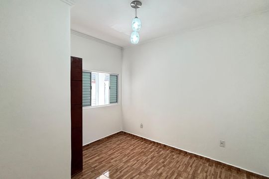 Quarto 2 de casa para alugar com 2 quartos, 116m² em Vila Curuçá, Santo André