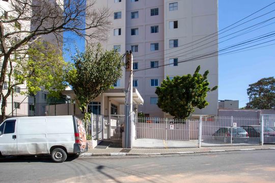 Fachada e portaria de apartamento à venda com 2 quartos, 60m² em Piraporinha, Diadema