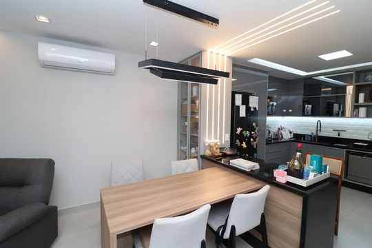 Cozinha de casa de condomínio à venda com 4 quartos, 186m² em Jardim Guanabara, Rio de Janeiro