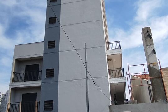 Fachada de apartamento à venda com 1 quarto, 28m² em São Lucas, São Paulo