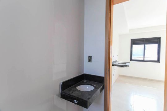 Banheiro de apartamento à venda com 1 quarto, 28m² em São Lucas, São Paulo
