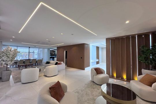Casa à venda com 5 quartos, 850m² em Barra da Tijuca, Rio de Janeiro