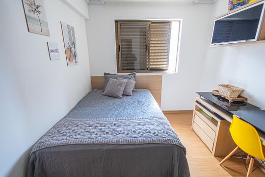 Quarto  3 de apartamento para alugar com 4 quartos, 104m² em Liberdade, Belo Horizonte