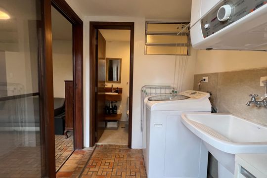 Área de Serviço de casa à venda com 3 quartos, 133m² em Sumarezinho, São Paulo