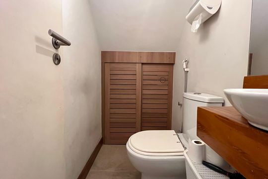 Lavabo de casa à venda com 3 quartos, 133m² em Sumarezinho, São Paulo
