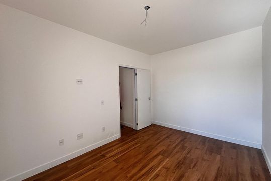 Suíte de apartamento à venda com 2 quartos, 65m² em Vila Industrial (campinas), Campinas