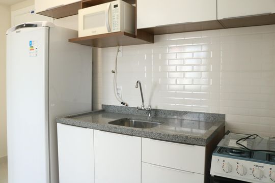 Cozinha de apartamento à venda com 1 quarto, 25m² em Barra Funda, São Paulo