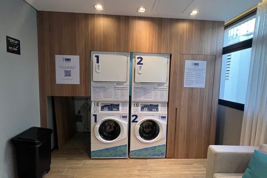 Área comum de kitnet/studio para alugar com 1 quarto, 23m² em Pinheiros, São Paulo
