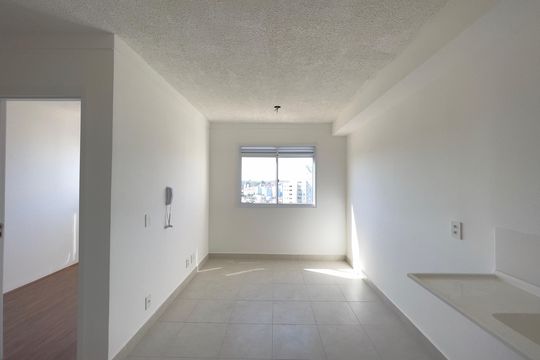 Sala de apartamento para alugar com 2 quartos, 32m² em Engenheiro Goulart, São Paulo