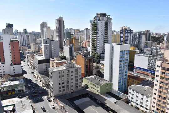 Vista da Sacada de kitnet/studio à venda com 2 quartos, 34m² em Centro, Curitiba