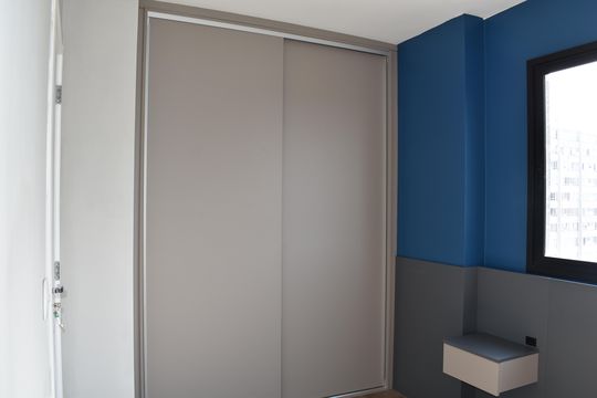 Quarto de kitnet/studio à venda com 2 quartos, 34m² em Centro, Curitiba
