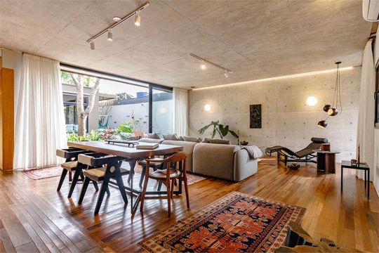 Casa à venda com 6 quartos, 500m² em Santo Amaro, São Paulo