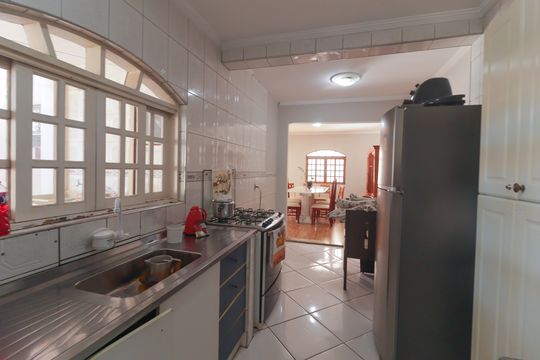 Cozinha de casa de condomínio à venda com 3 quartos, 130m² em Recanto Quarto Centenario, Jundiaí