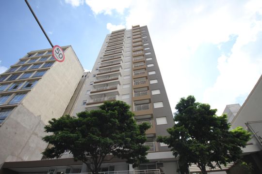Fachada de kitnet/studio para alugar com 1 quarto, 27m² em Liberdade, São Paulo
