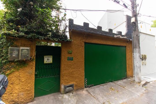 Fachada de casa para alugar com 5 quartos, 804m² em Icaraí, Niterói