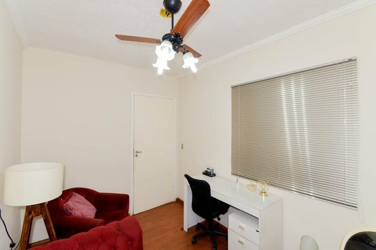 Quarto 3 de casa à venda com 4 quartos, 127m² em Jardim Santa Francisca, Guarulhos