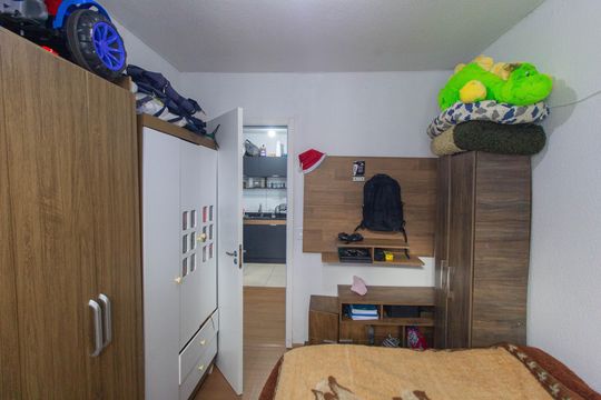 Quarto 1 de apartamento à venda com 2 quartos, 44m² em Feitoria, São Leopoldo