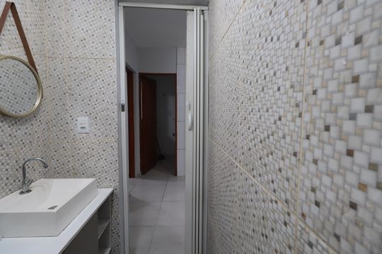 Banheiro Social de apartamento para alugar com 2 quartos, 42m² em Chácara Califórnia, São Paulo
