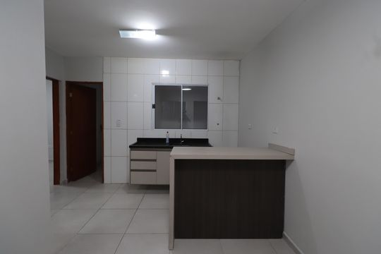 Cozinha de apartamento para alugar com 2 quartos, 42m² em Chácara Califórnia, São Paulo