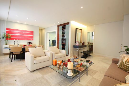 Sala de apartamento à venda com 4 quartos, 140m² em Carmo, Belo Horizonte