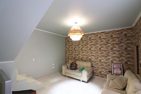 Edícula - Sala de casa à venda com 3 quartos, 145m² em Dos Casa, São Bernardo do Campo