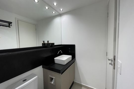 Banheiro da Suíte de casa de condomínio para alugar com 1 quarto, 25m² em Vila Butantã, São Paulo