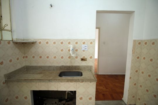 Cozinha de apartamento para alugar com 2 quartos, 70m² em Bonsucesso, Rio de Janeiro