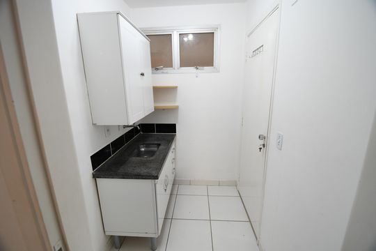 Cozinha de kitnet/studio à venda com 1 quarto, 32m² em Centro, Campinas