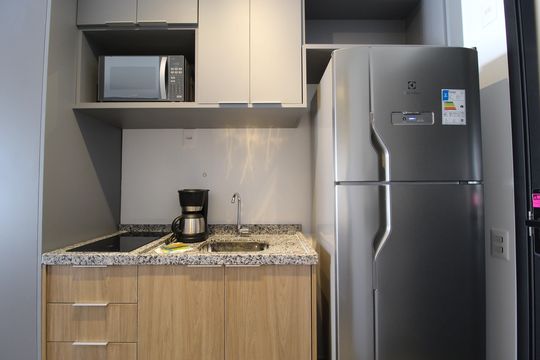 Cozinha de kitnet/studio à venda com 1 quarto, 27m² em Moema, São Paulo