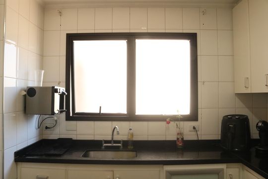 Cozinha de apartamento à venda com 2 quartos, 129m² em Lapa, São Paulo