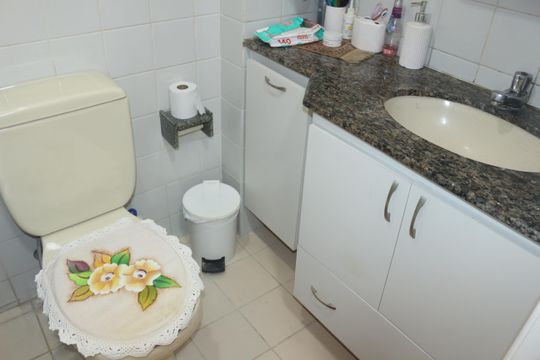 Banheiro de apartamento à venda com 2 quartos, 62m² em Vila Palmares, São Caetano do Sul