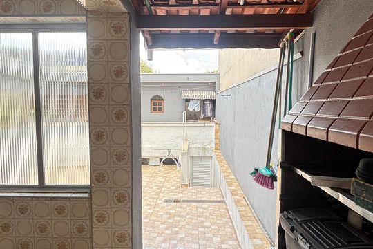 Área de Serviço de casa para alugar com 4 quartos, 209m² em Parque Erasmo Assunção, Santo André