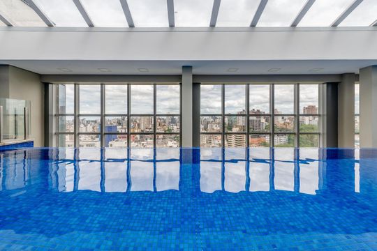 Área comum - Piscina de apartamento à venda com 1 quarto, 54m² em Petrópolis, Porto Alegre