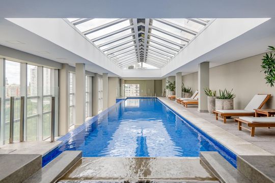 Área comum - Piscina de apartamento à venda com 1 quarto, 54m² em Petrópolis, Porto Alegre