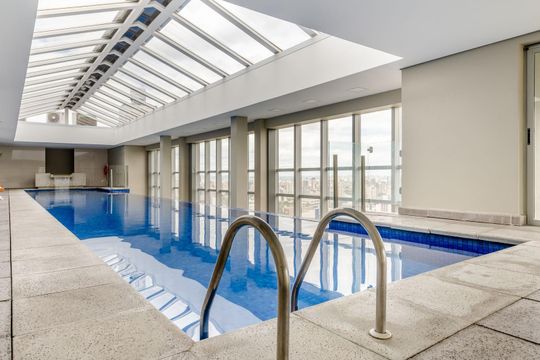 Área comum - Piscina de apartamento à venda com 1 quarto, 54m² em Petrópolis, Porto Alegre