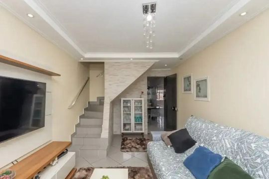 Sala de casa para alugar com 3 quartos, 300m² em Vila Nina, São Paulo