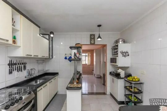 Cozinha de casa para alugar com 3 quartos, 300m² em Vila Nina, São Paulo