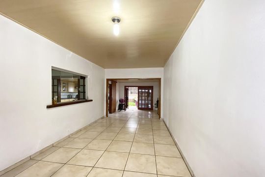 Garagem de casa à venda com 2 quartos, 87m² em Feitoria, São Leopoldo