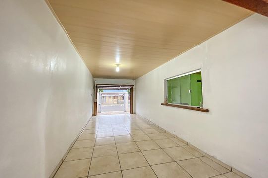 Garagem de casa à venda com 2 quartos, 87m² em Feitoria, São Leopoldo