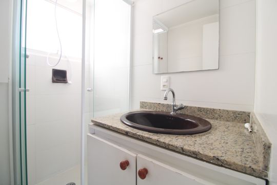 Banheiro de apartamento para alugar com 3 quartos, 67m² em Jardim Taquaral, São Paulo