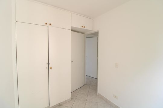 Quarto 3 de apartamento para alugar com 3 quartos, 67m² em Jardim Taquaral, São Paulo