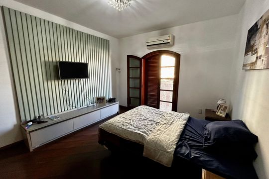 Suíte 1 de casa para alugar com 6 quartos, 500m² em Gopouva, Guarulhos