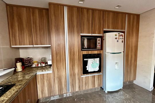 Cozinha de casa para alugar com 6 quartos, 500m² em Gopouva, Guarulhos