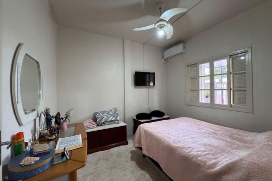 Casa 2 - Quarto 3 de casa à venda com 4 quartos, 210m² em Scharlau, São Leopoldo