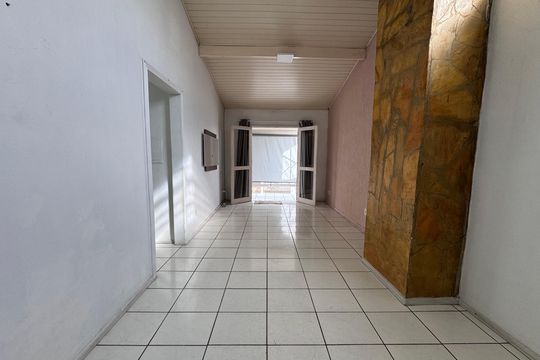 Casa à venda com 4 quartos, 210m² em Scharlau, São Leopoldo