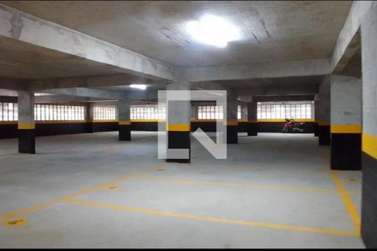 Garagem de kitnet/studio para alugar com 1 quarto, 24m² em Butantã, São Paulo
