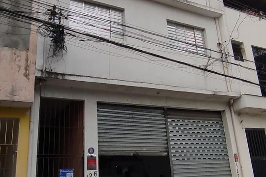 Fachada + Placa de kitnet/studio para alugar com 1 quarto, 38m² em Jardim Paraguacu, São Paulo