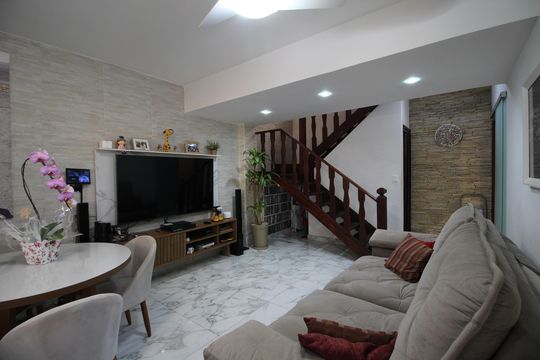 Sala de casa à venda com 3 quartos, 135m² em Taquara, Rio de Janeiro