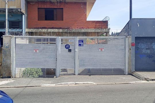 Fachada de casa à venda com 3 quartos, 246m² em Tucuruvi, São Paulo